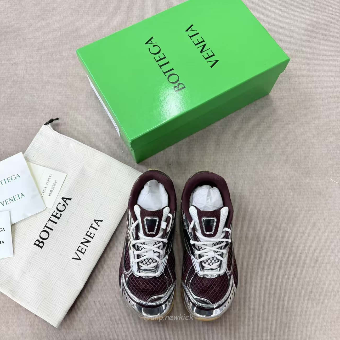 Bottega Veneta Orbit Barolo Silver Low Top Sneakers (4) - www.newkick.vip